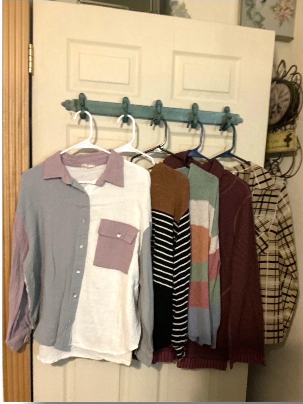 🌺BUNDLE 5 TOPS, DIFFERENT BRANDS, EXCELLENT CONDITION